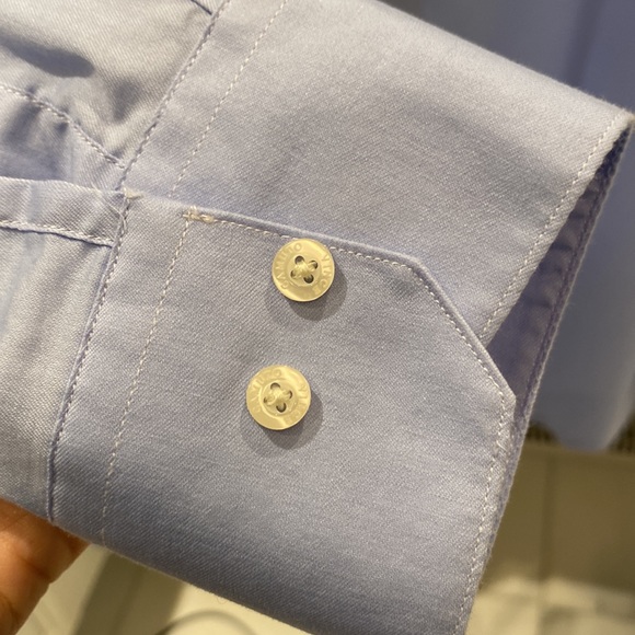 Vince Camuto shirt - Picture 7 of 10